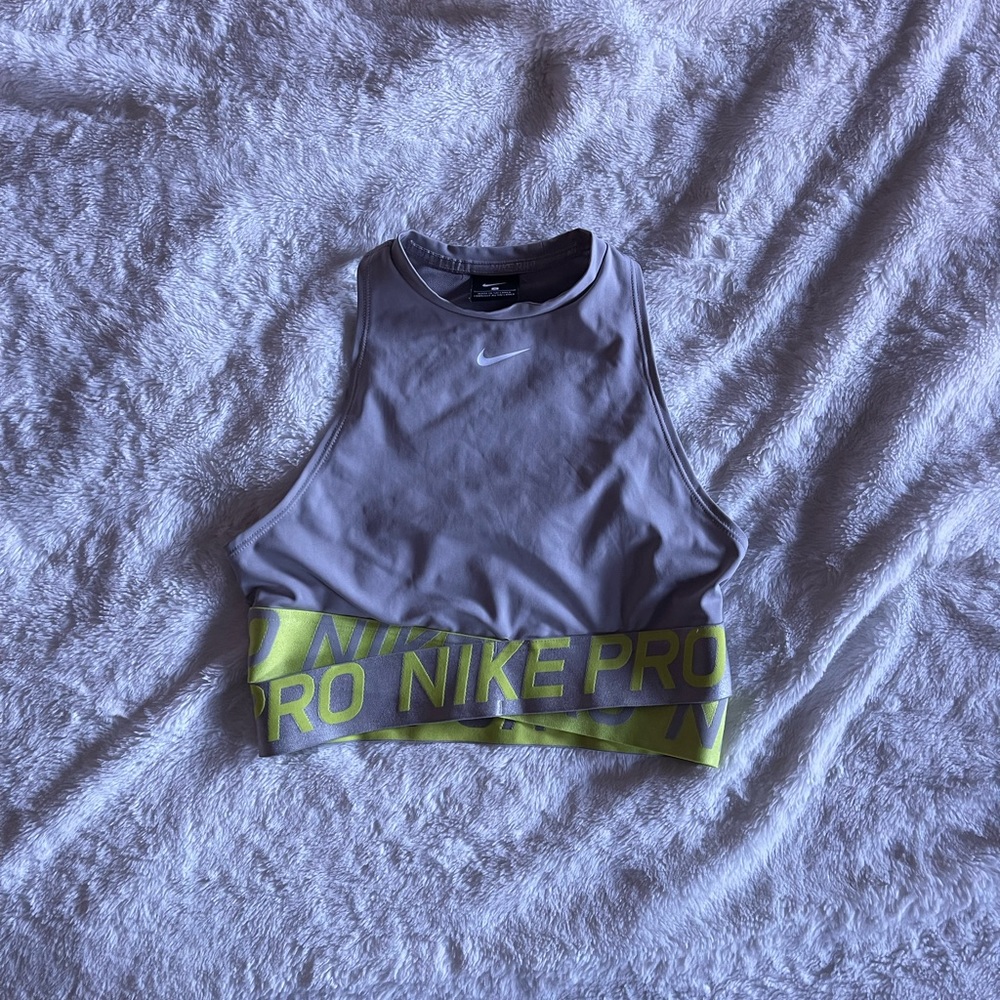 nike pro cropped tank